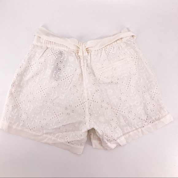 Massimo Dutti Off White Lace Shorts Sz 8 EUC - Picture 5 of 8